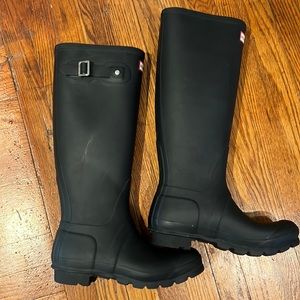 Size 37 tall black Hunter Boots